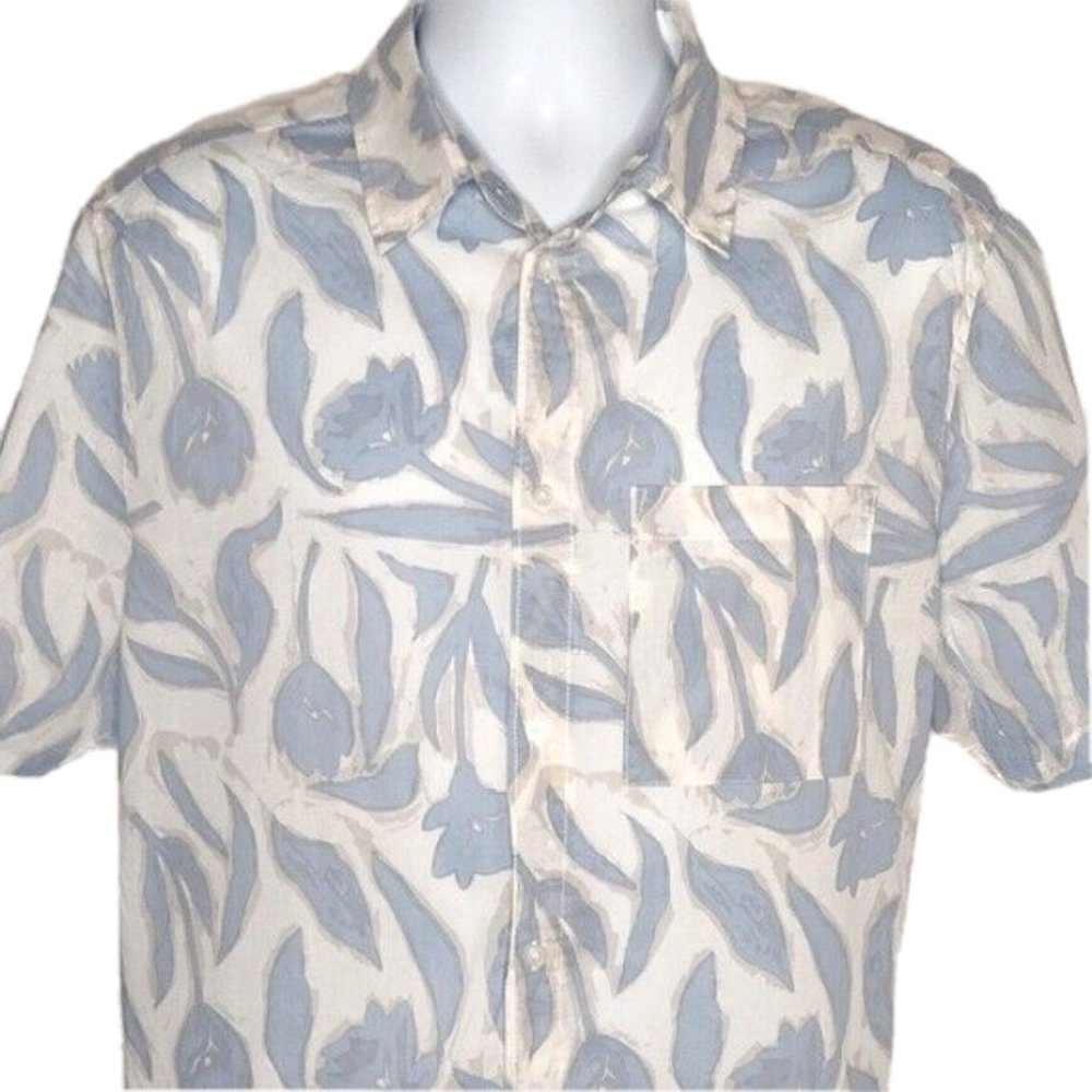 NWT HM White Blue Grey Hawaiian Floral Short Sleeve Button Up Shirt Men Large